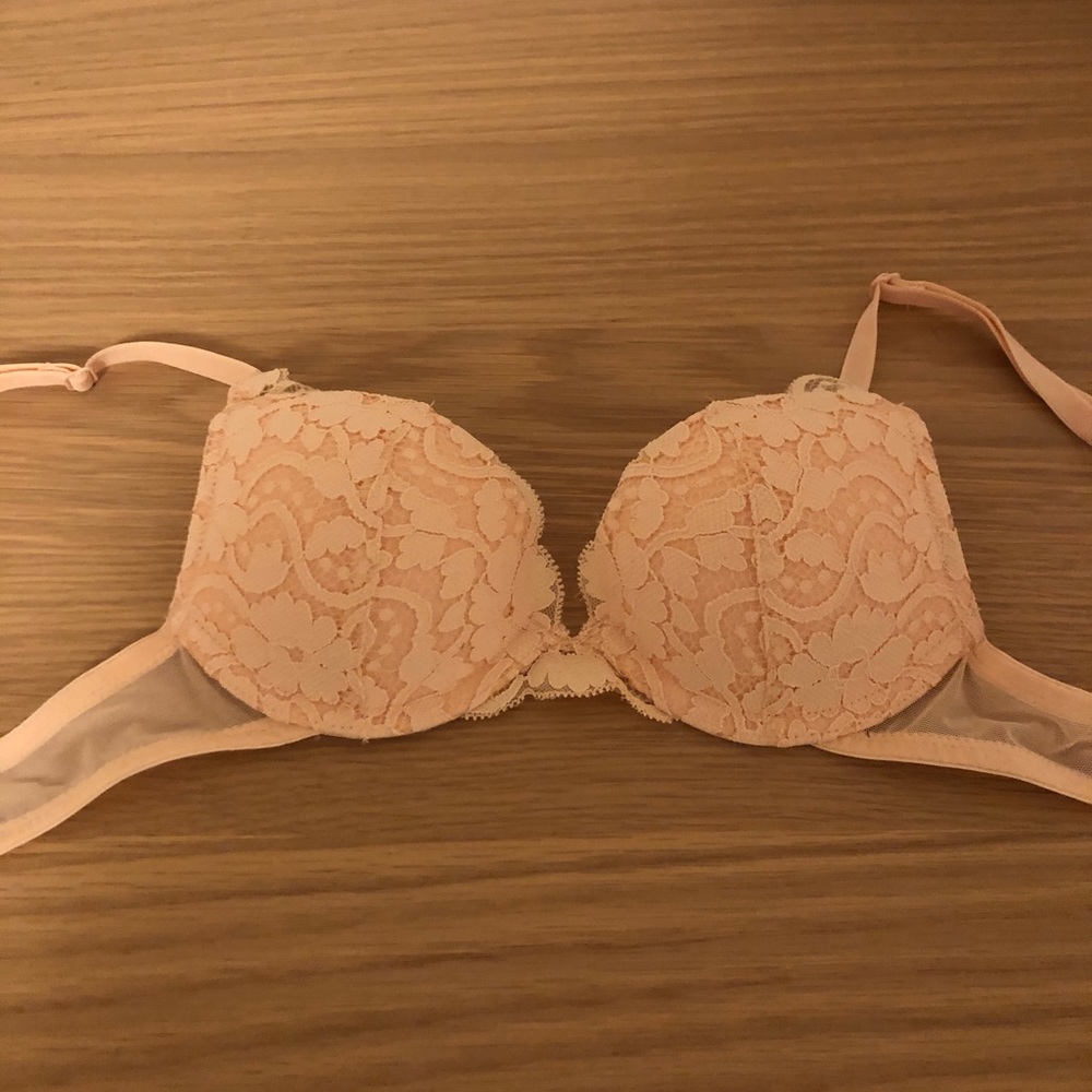 Lace push-up bra